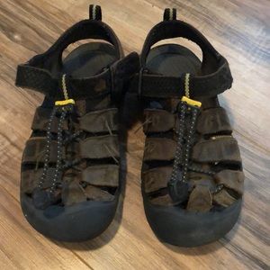 Keen Leather Sandals size 13 boy